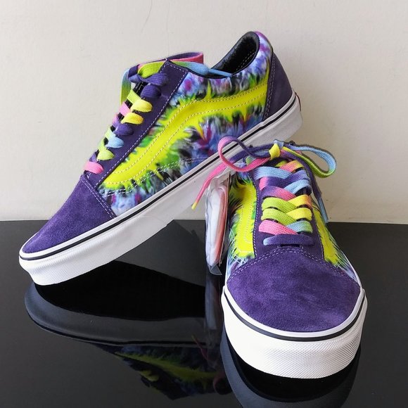 Vans Men\'s Old Skool Low Top Leather Suede / Canvas Sneaker main image 9